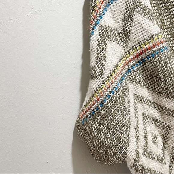 AMERICAN EAGLE OUTFITTERS Women’s Aztec Brown Multi Short Sleeve Cardigan - Picture 5 of 8